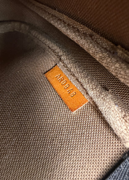 Louis Vuitton Pochette