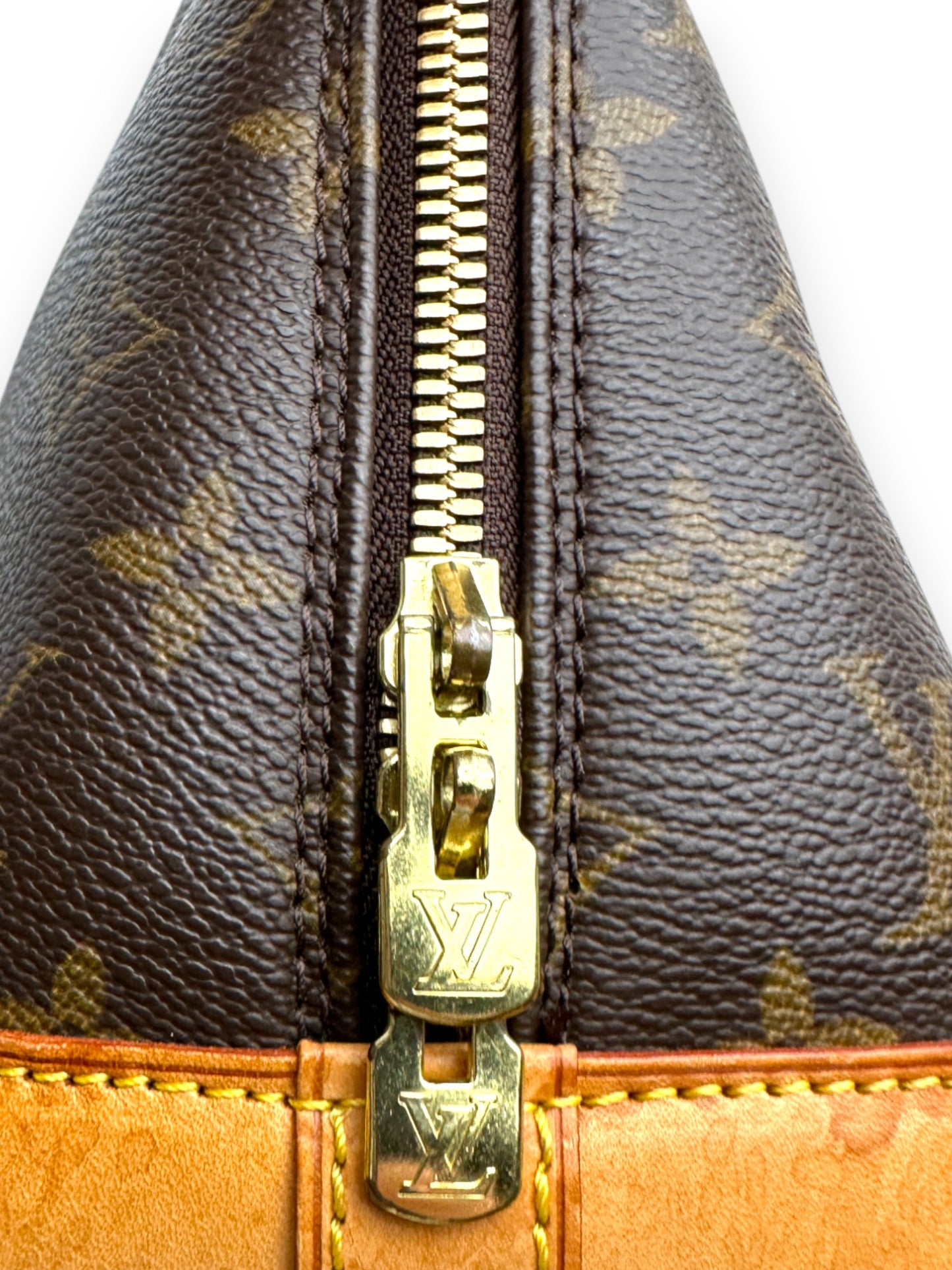 Louis Vuitton Alma