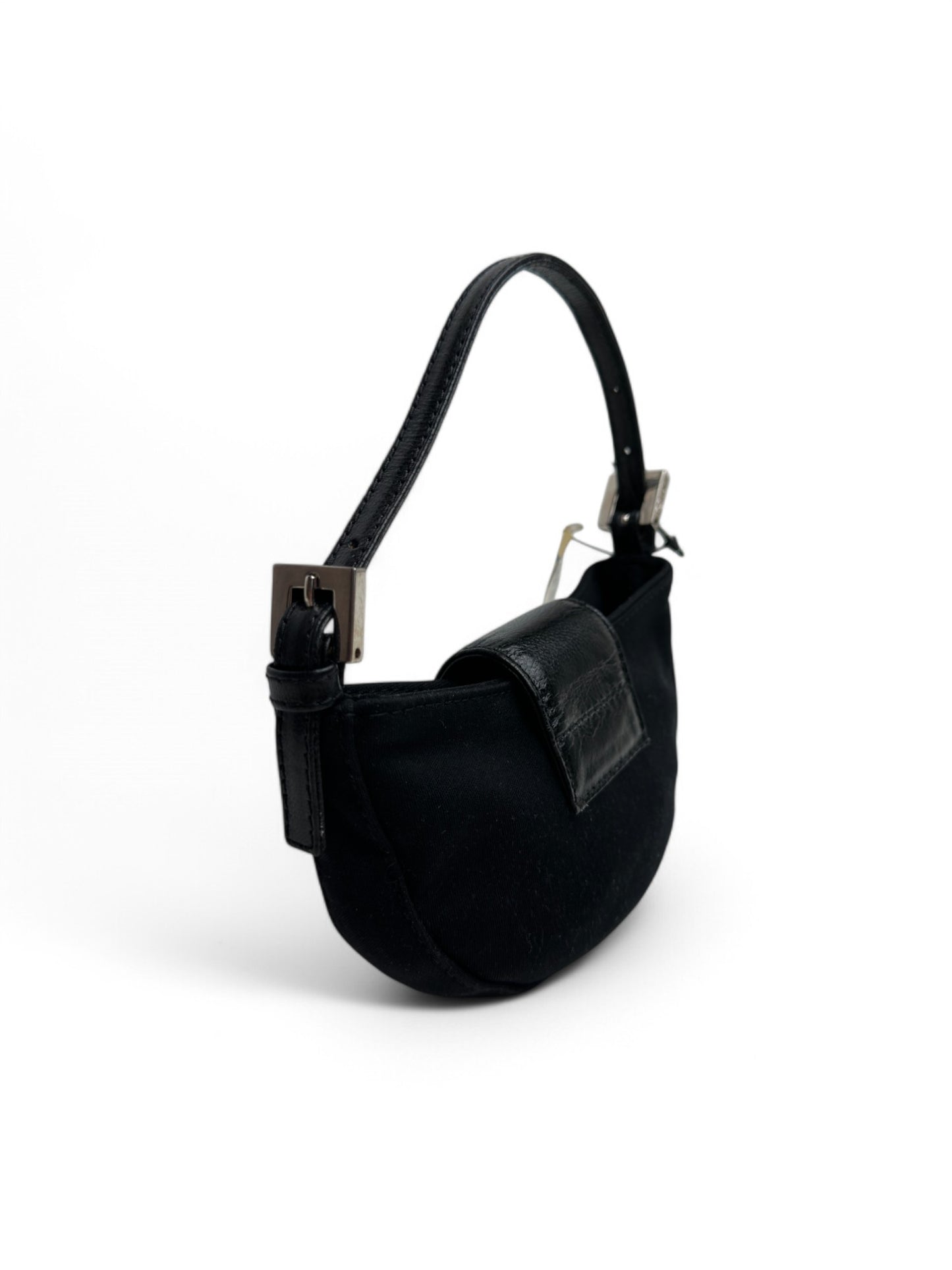 Fendi nano croissant