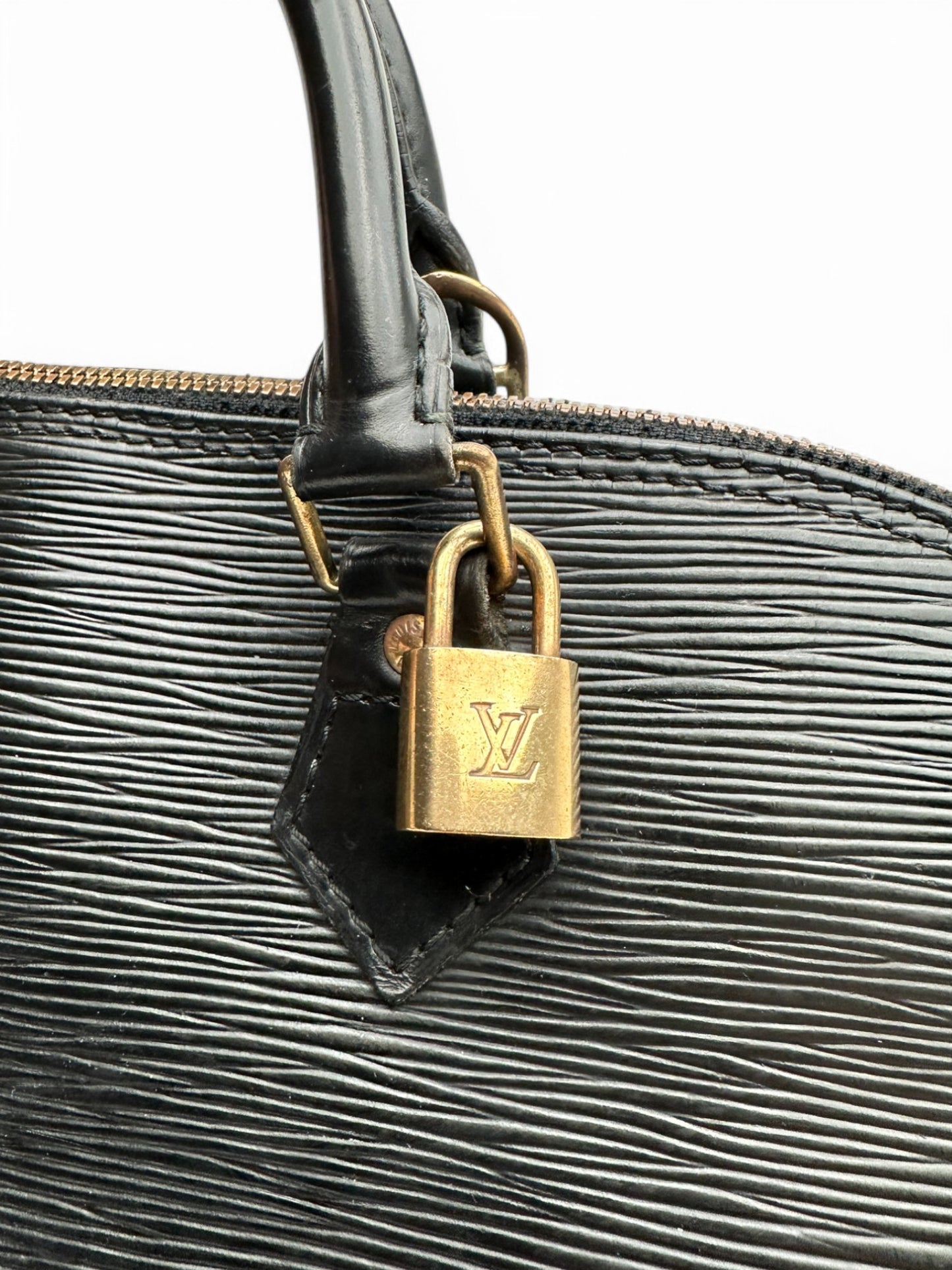 Louis Vuitton Alma Epi black