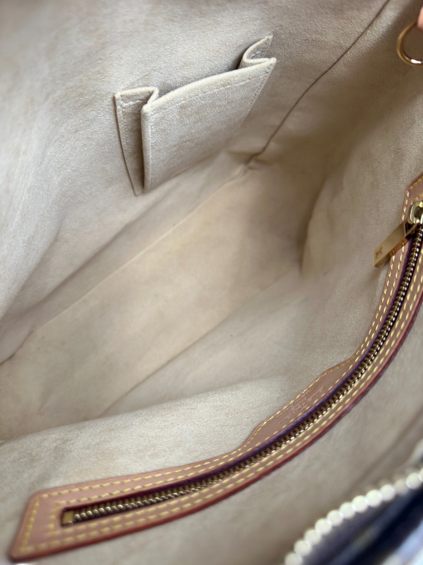 Louis Vuitton Looping GM