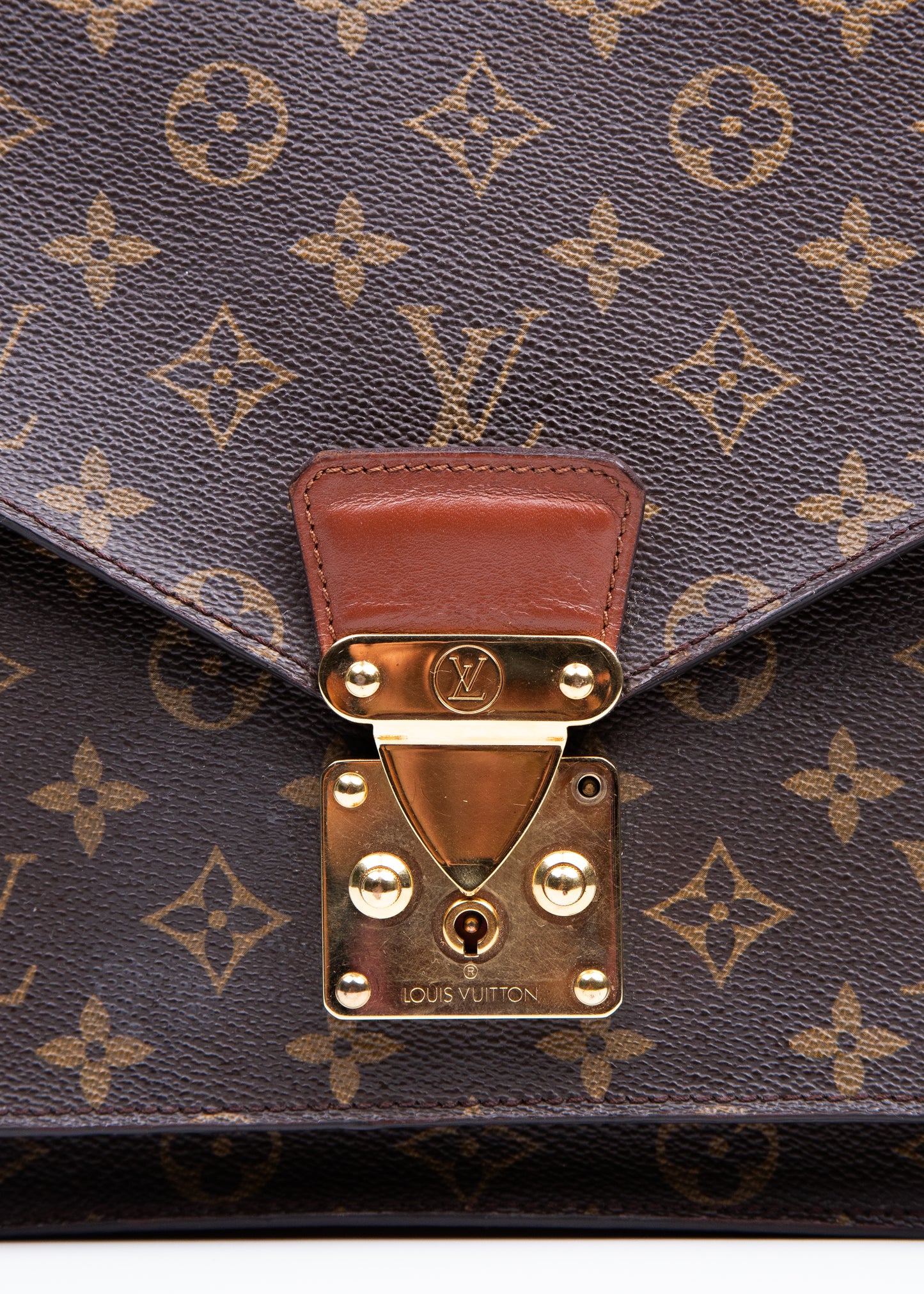 Louis Vuitton Moncenau