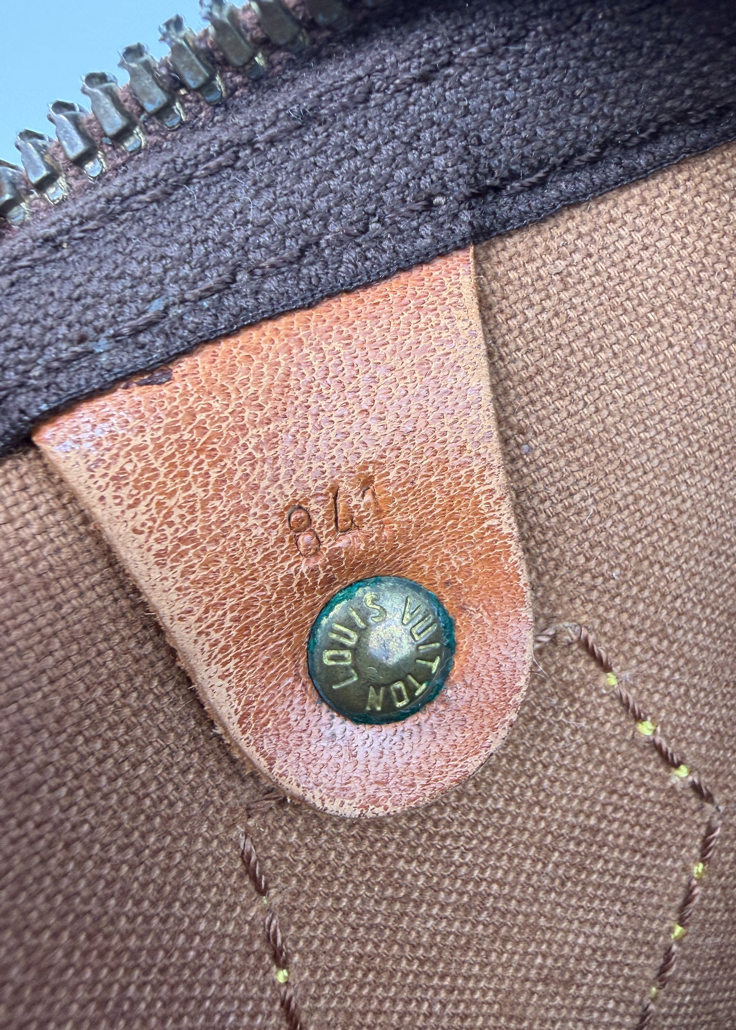 Louis Vuitton Speedy 30