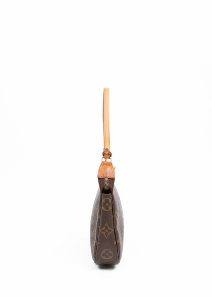 LV Pochette