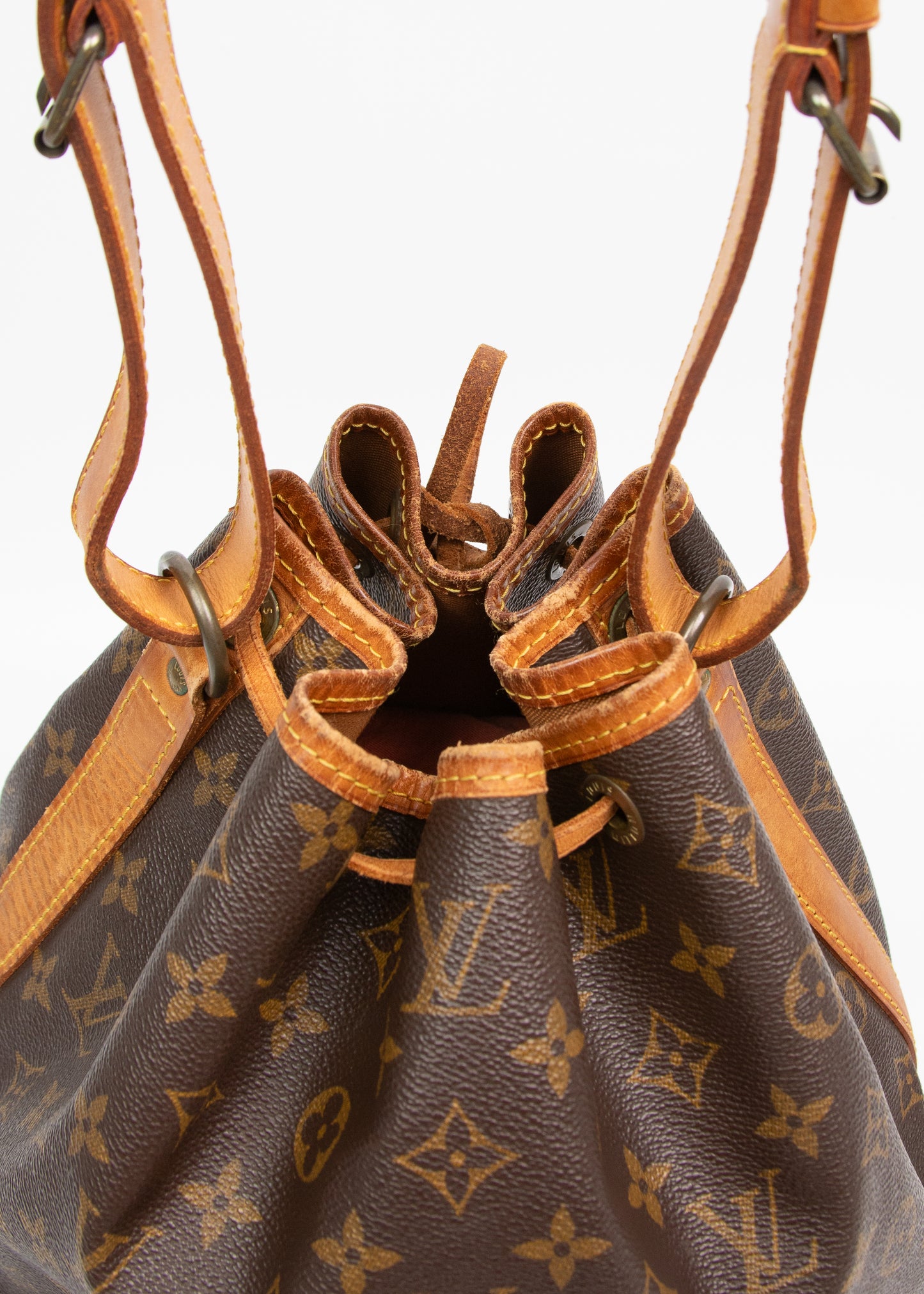 LV Petit Noe