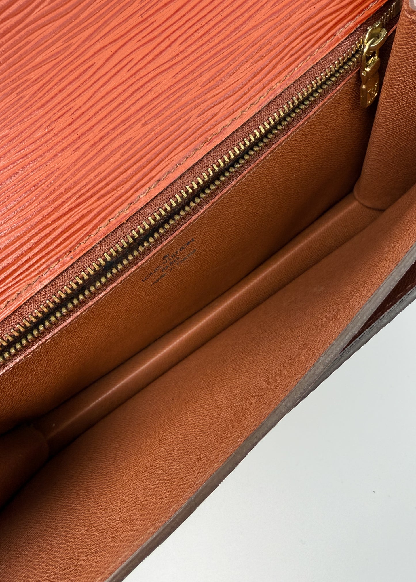 Louis Vuitton Sellier Dragonne