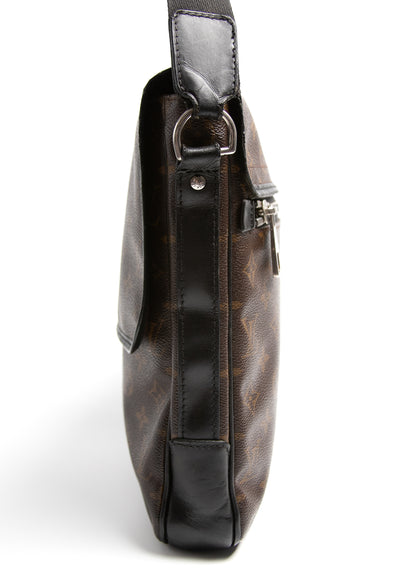Louis Vuitton Messenger Bag