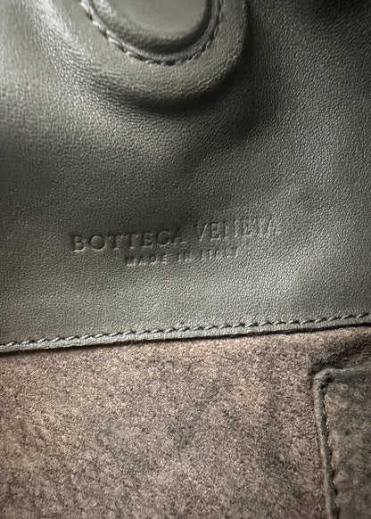Bottega Veneta Intrecciato Hobo Medium