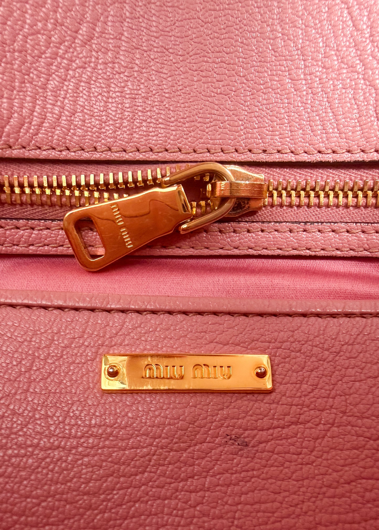 Miu Miu Tasker Pink