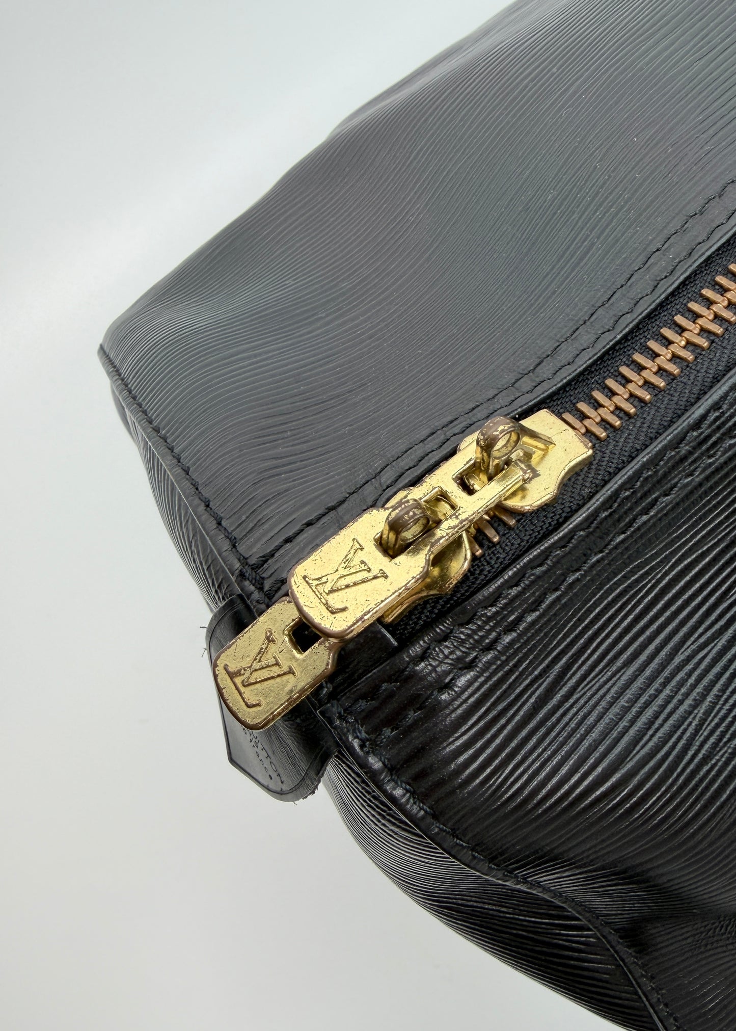 Louis Vuitton Keepall Epi Black 60
