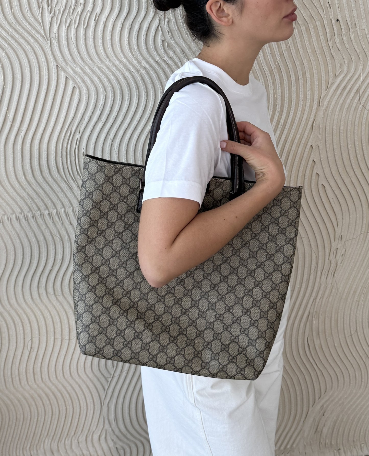 Gucci Supreme Tote