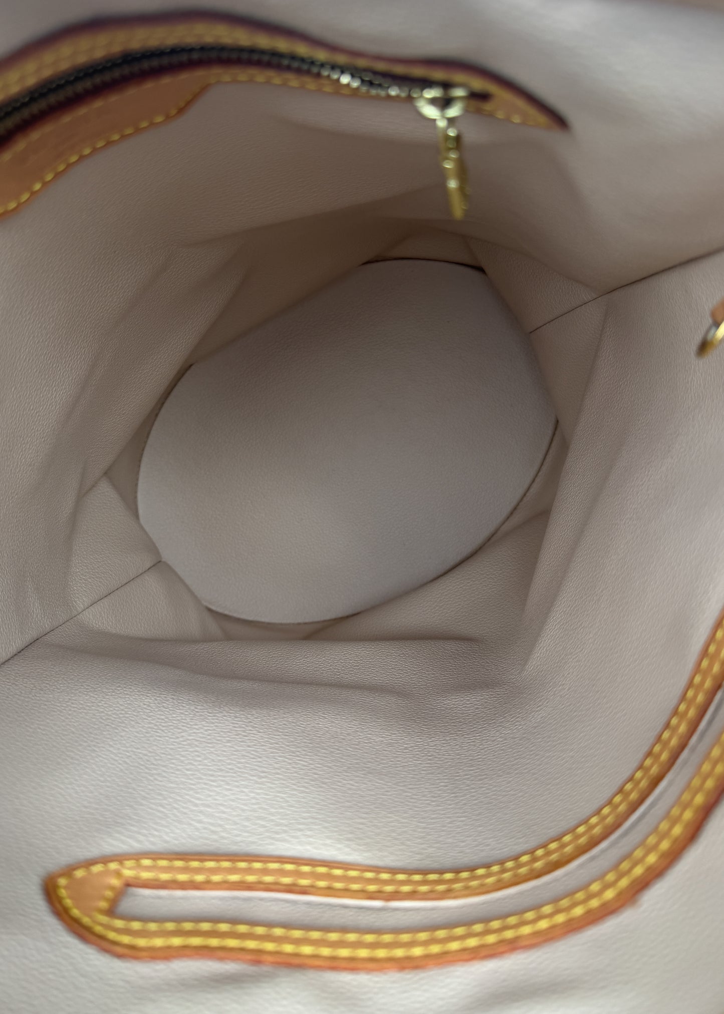 Louis Vuitton Bucket GM