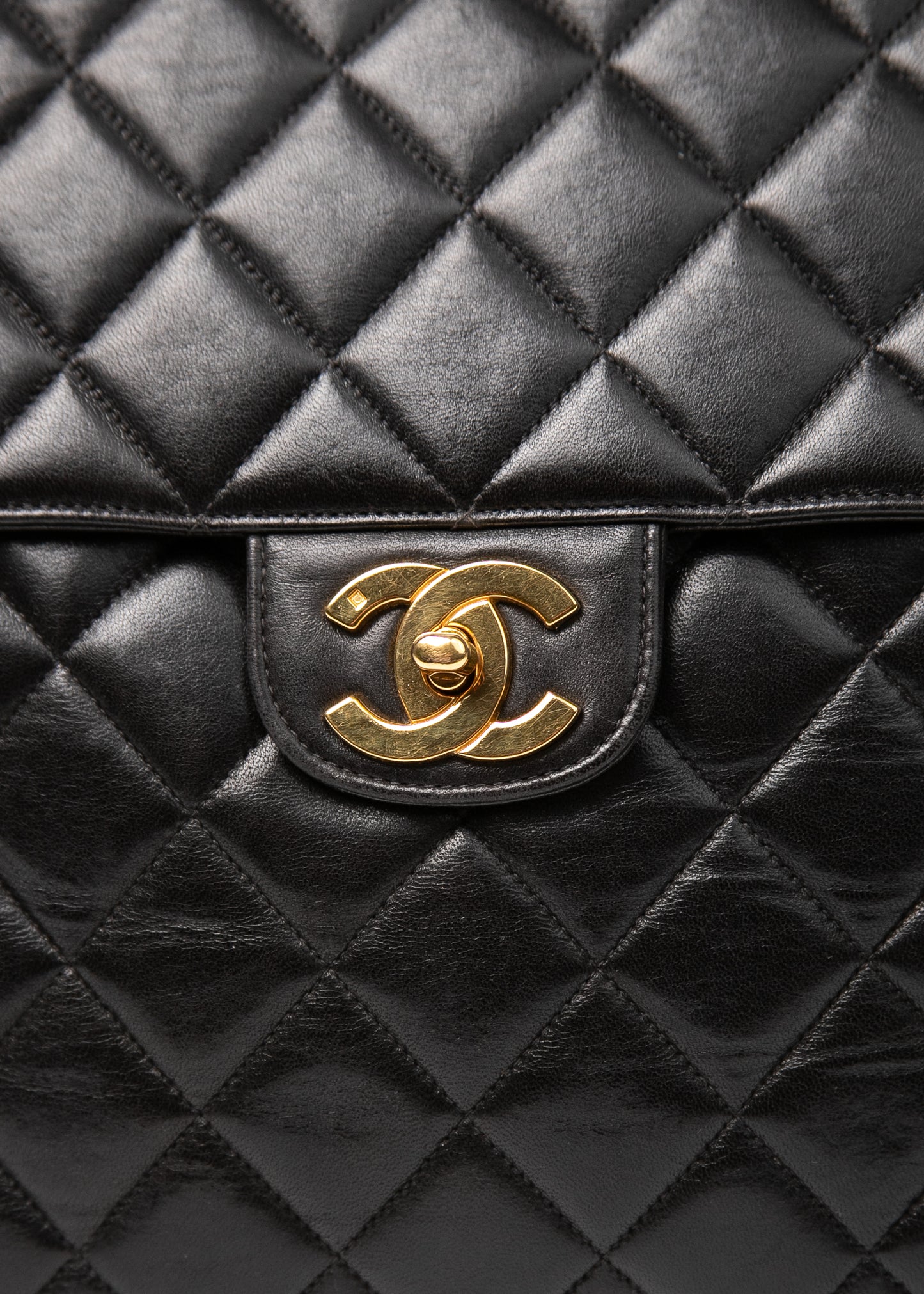 Chanel Vintage XL Lamb Single Chain 24K