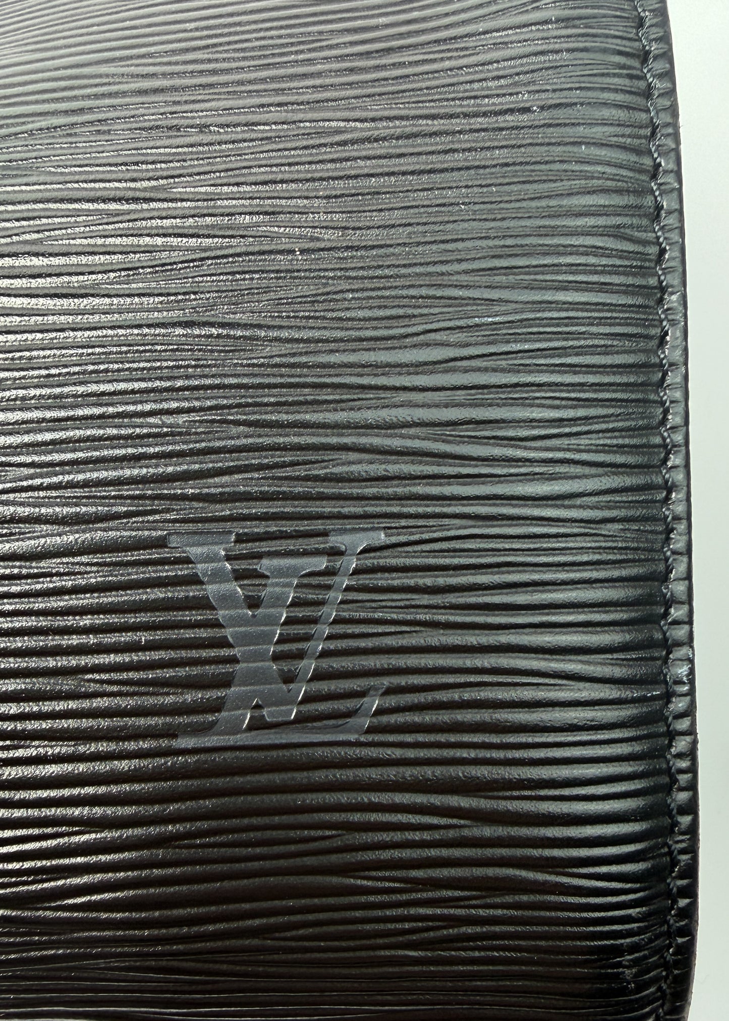 Louis Vuitton Speedy 25 Epi Black