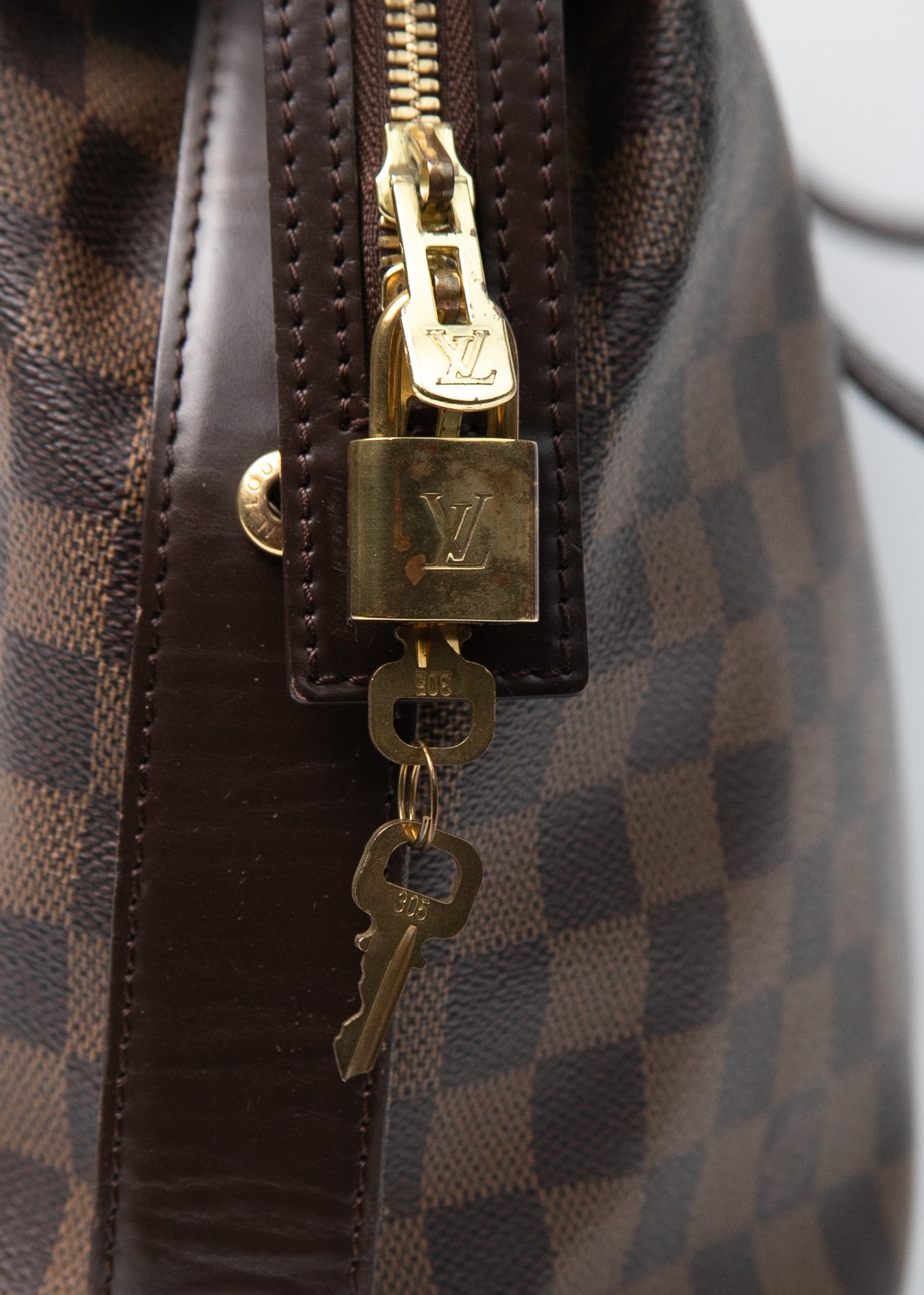 Louis Vuitton Chelsea Damier Ebene