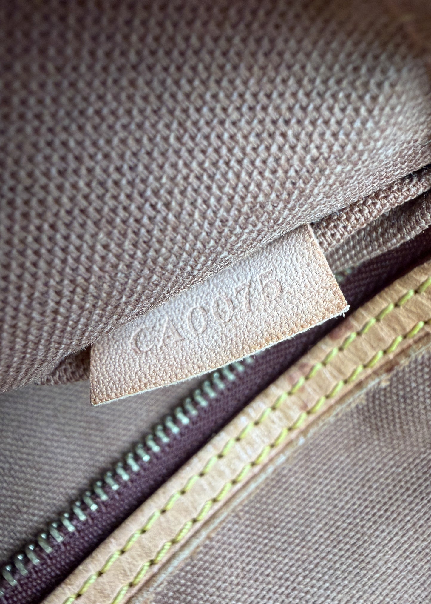 Louis Vuitton Batignolles