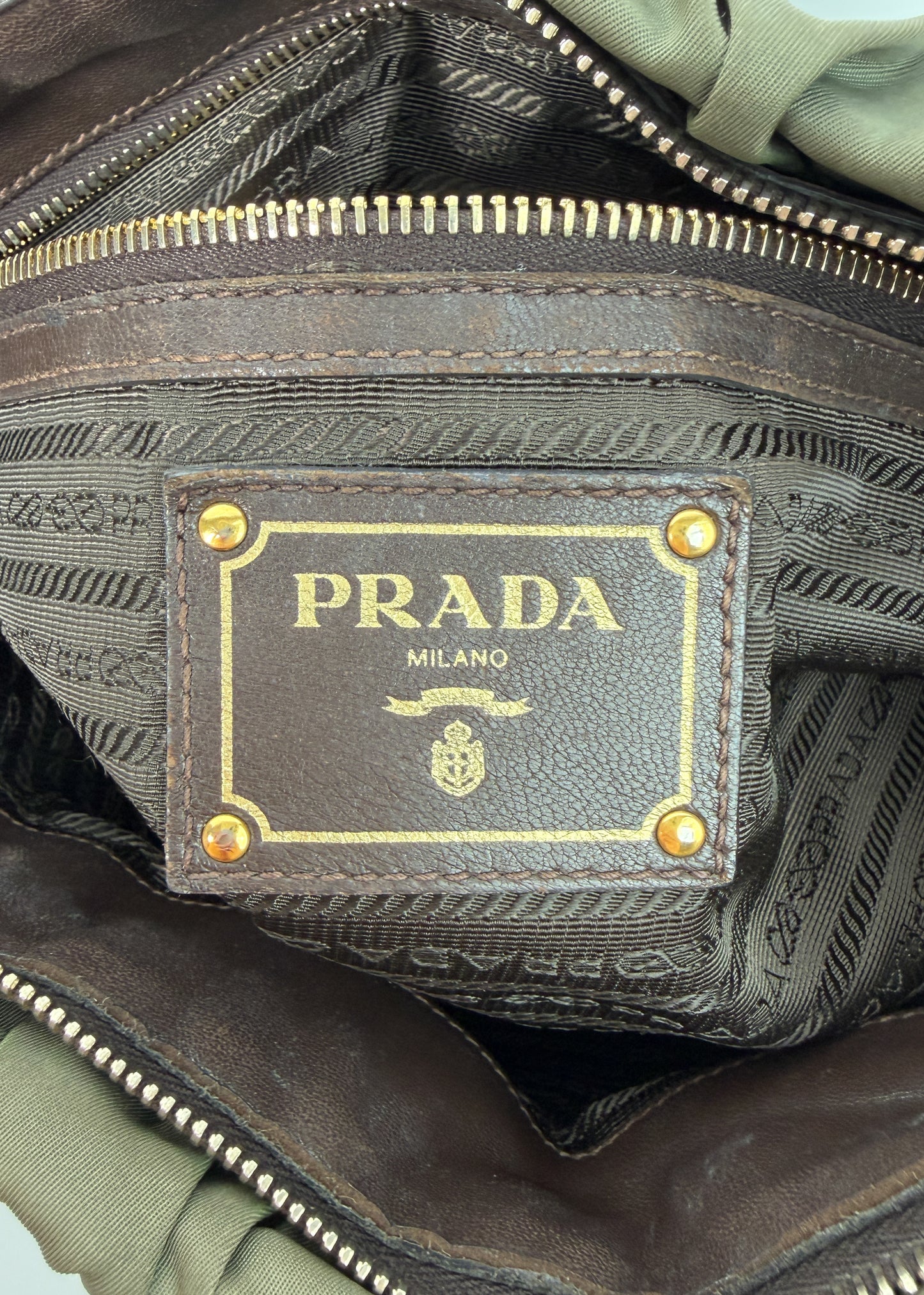 Prada Gauffré