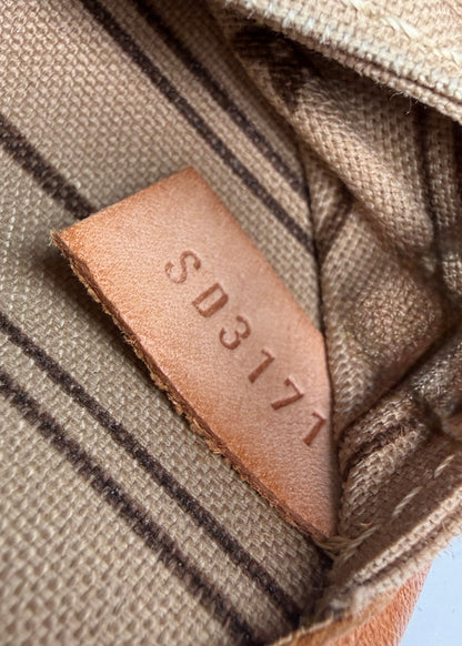 Louis Vuitton Neverfull