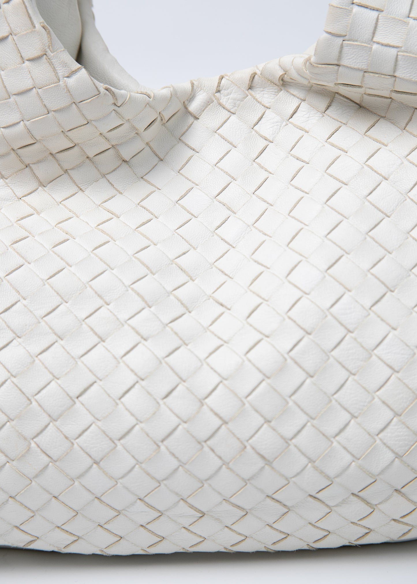 Bottega Veneta Hobo white