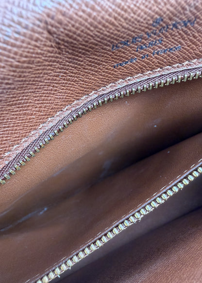 Louis Vuitton Macenau