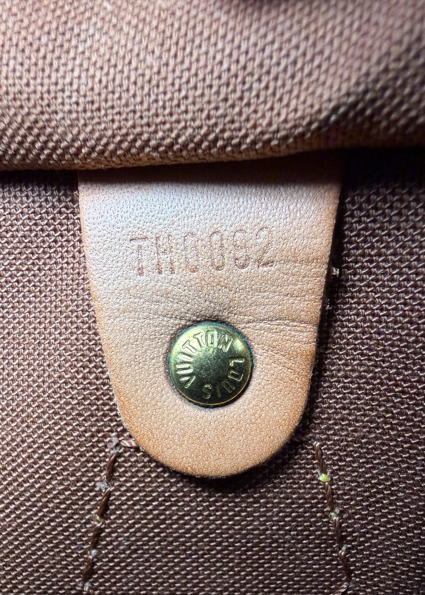 Louis Vuitton Speedy 25