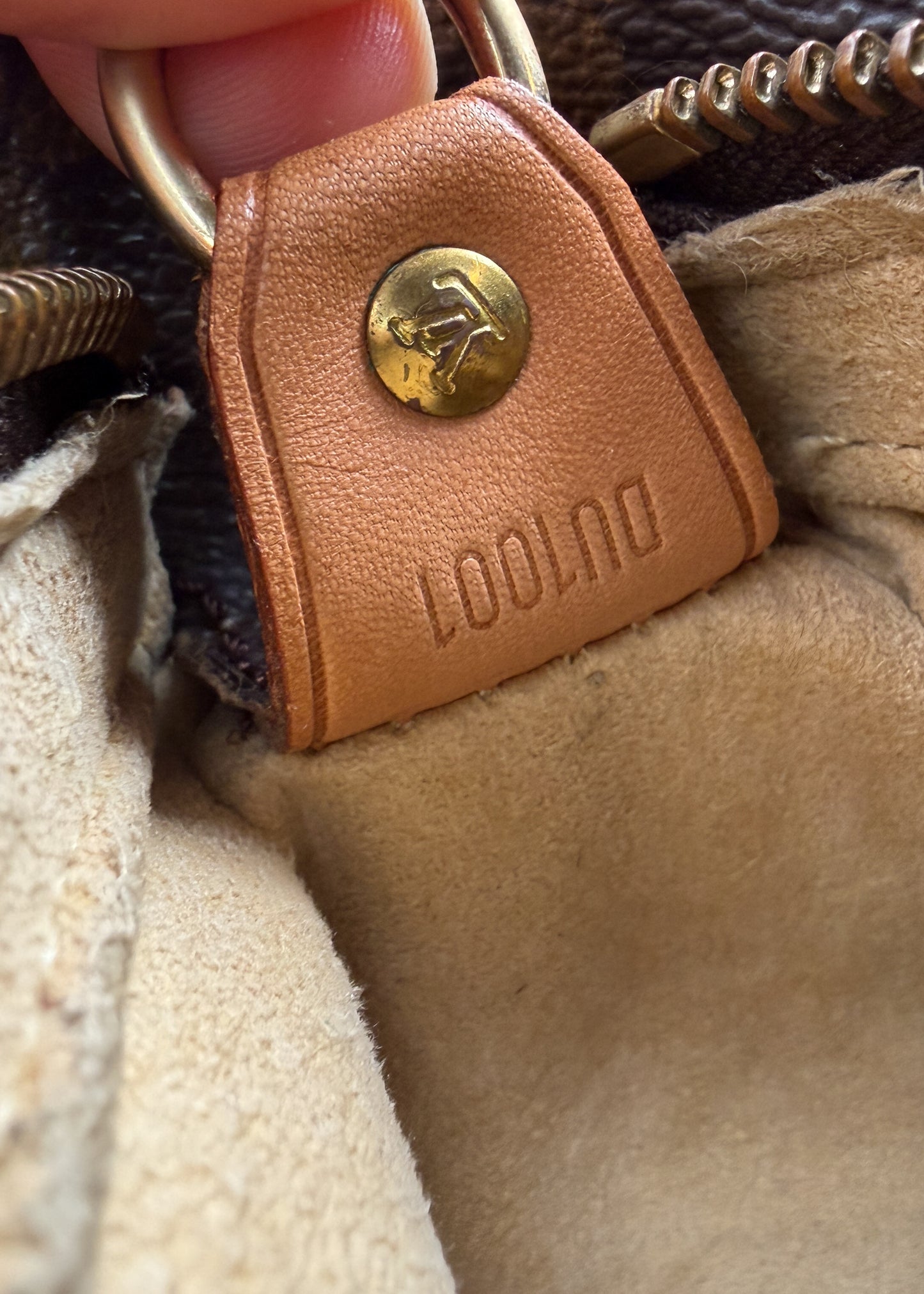Louis Vuitton Looping GM