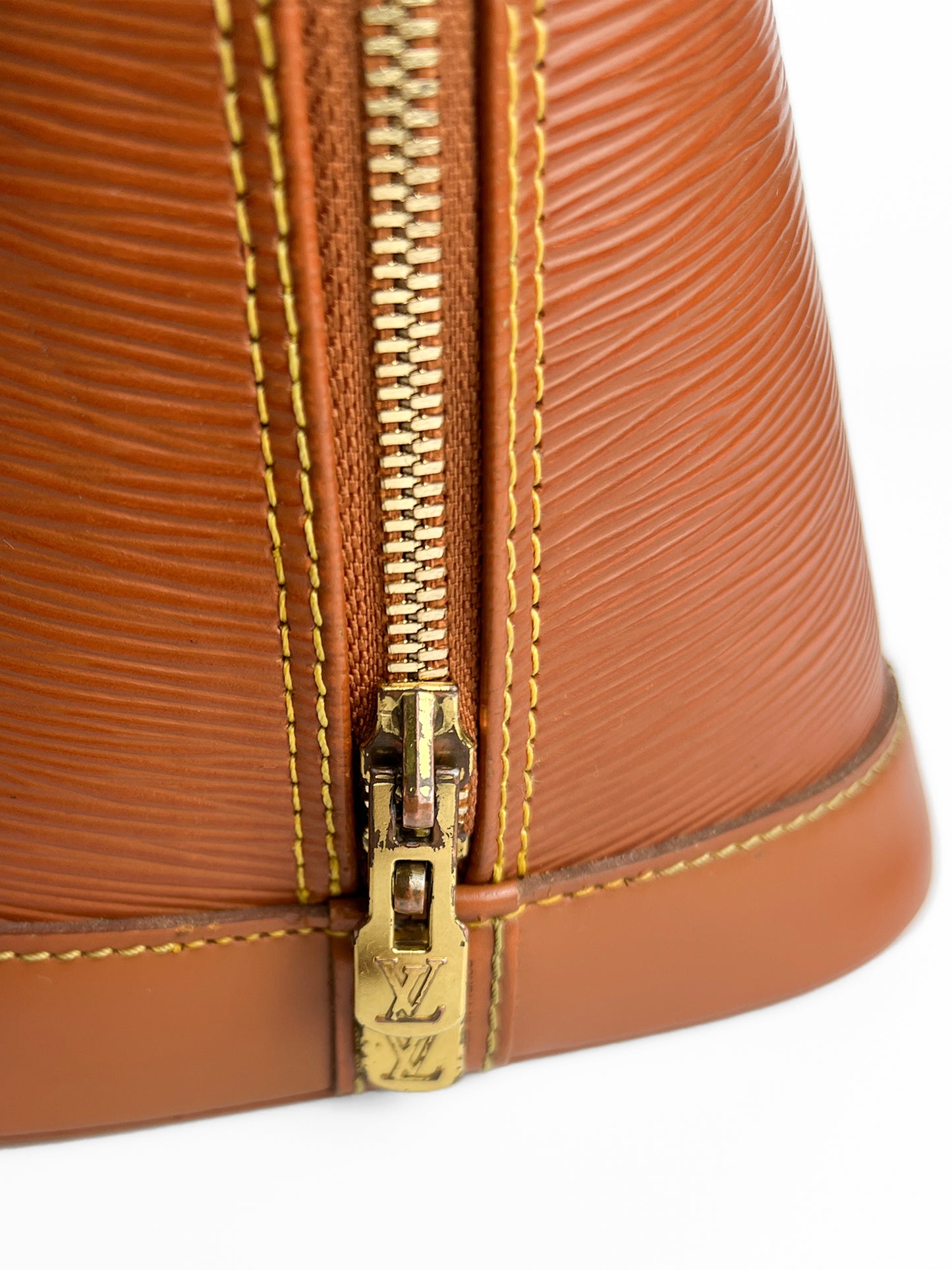 Louis Vuitton Alma PM