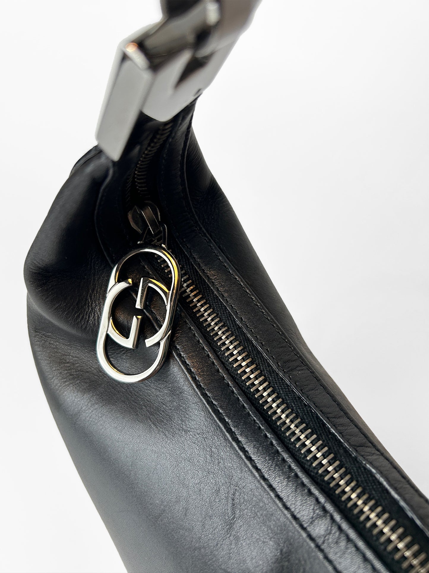 Gucci G hobo