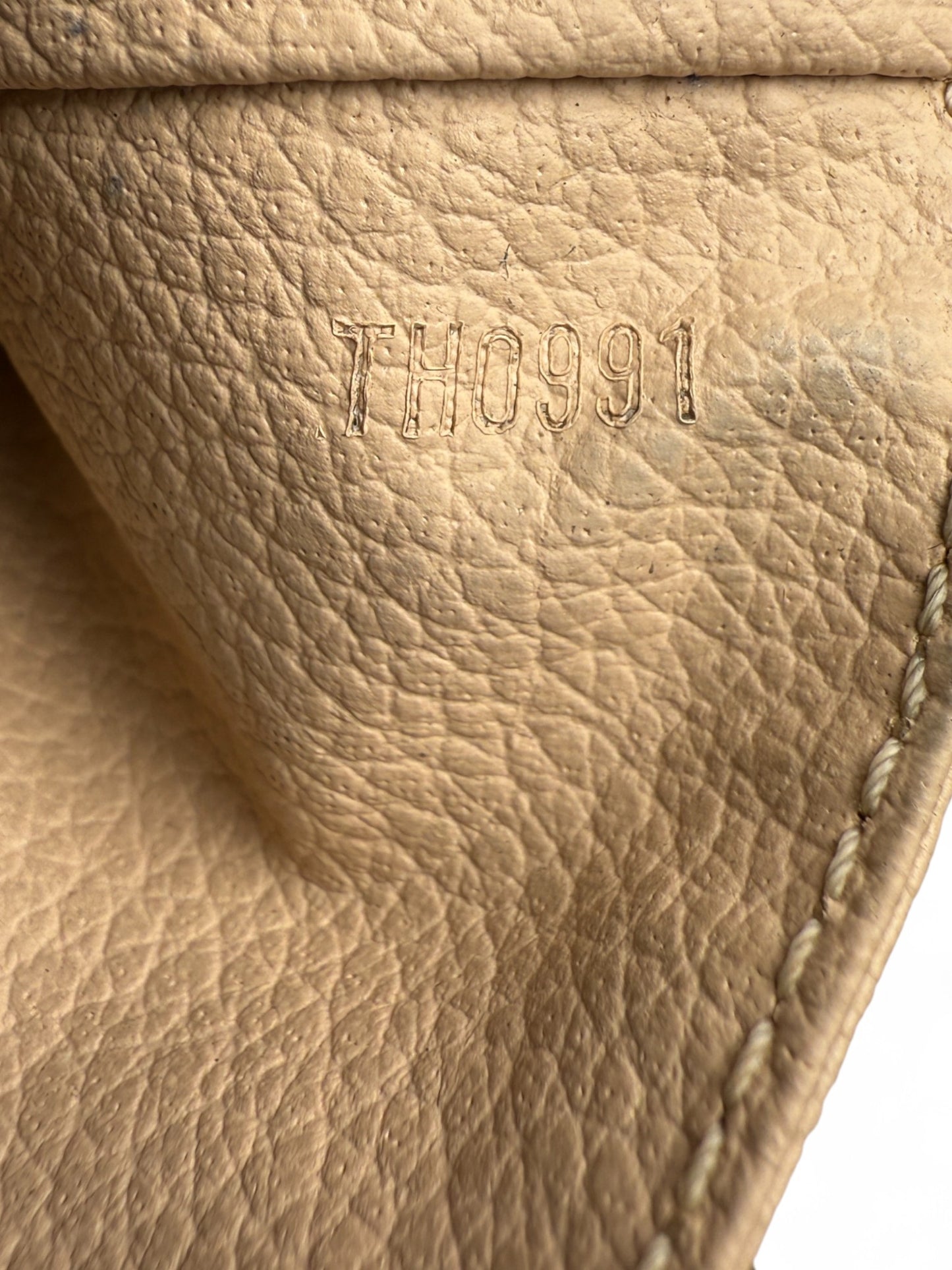 Louis Vuitton Toilette 23